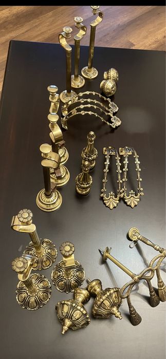 Кронштейны и держатели для штор