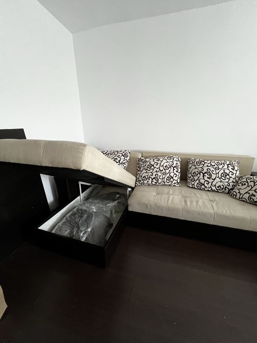 Vand canapea Extensibila cu lada de depozitare
