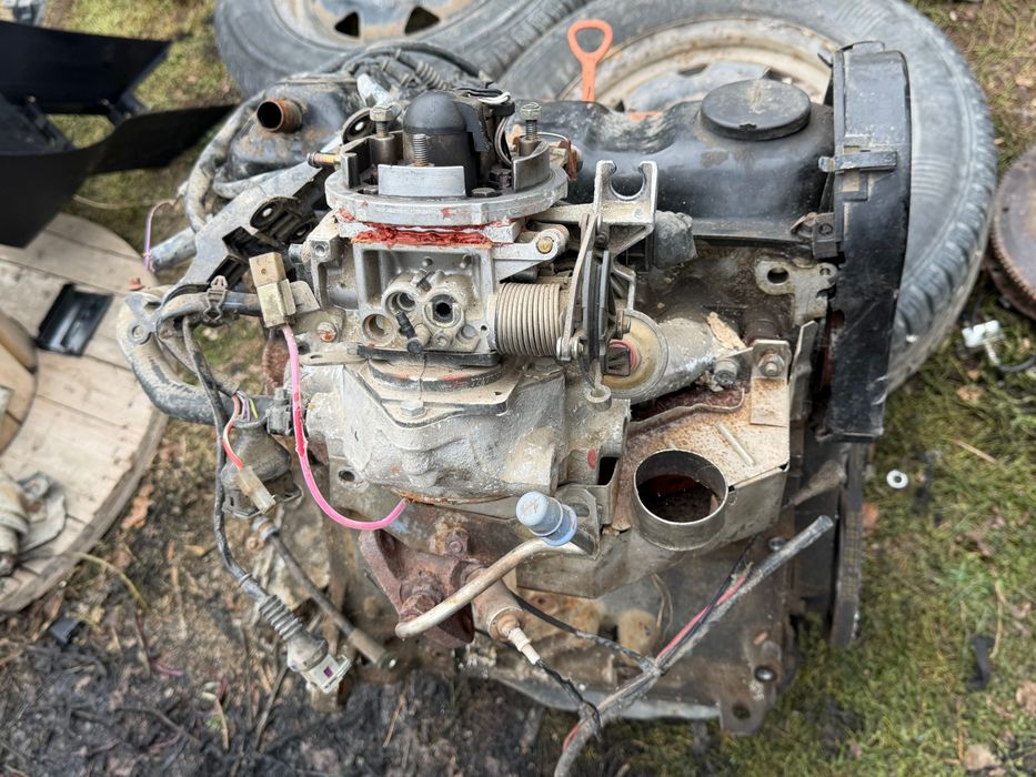 Audi 80 b3 1.8 бензин на части!! Ауди 80 Б3
