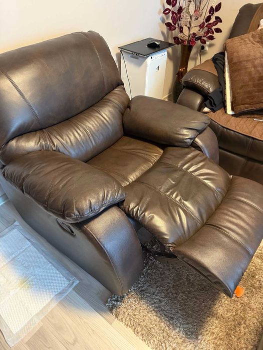 Диван + разпъващо се Кресло *Отлично състояние*