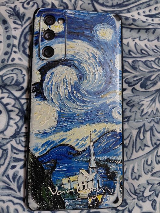 Телефон Samsung s 20FE