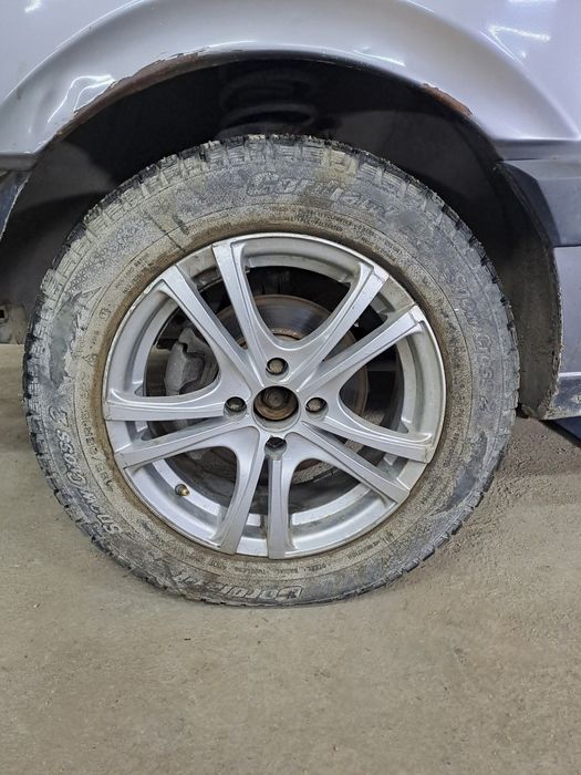 Продам титановый диск р15