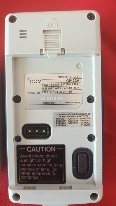 Icom GP-22 - ретро gps приемник, работещ, навигация, от 90-те, джи пи ес, за колекция, ресийвър