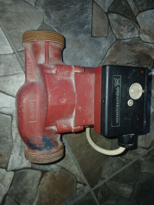 Pompa recirculare GRUNDFOS