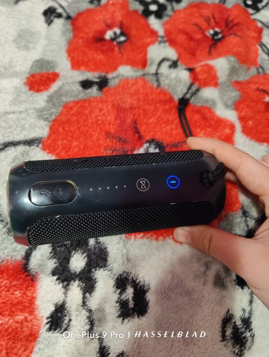 Vând JBL flip 3 perfect functională