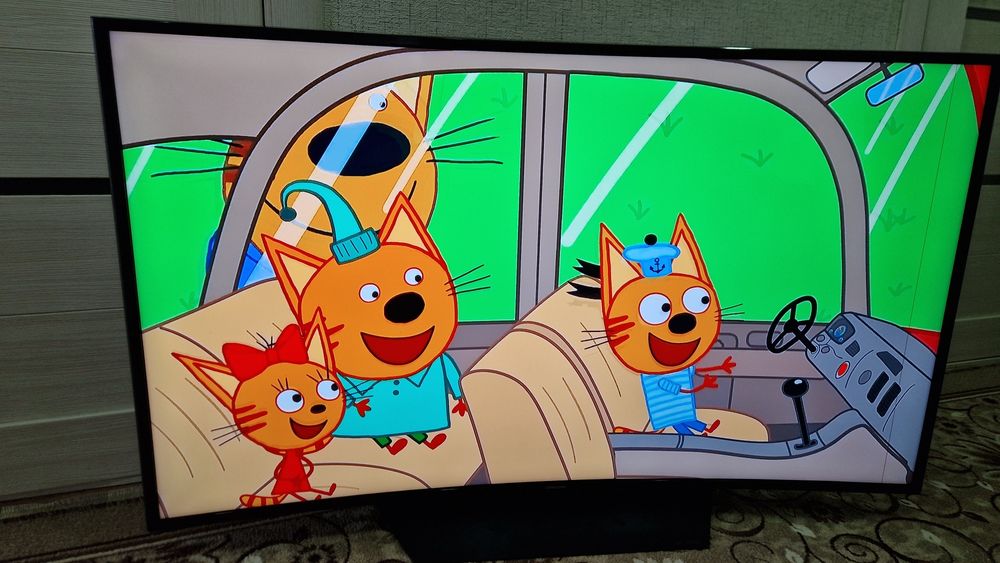 Телевизор Samsung 123 см 4К