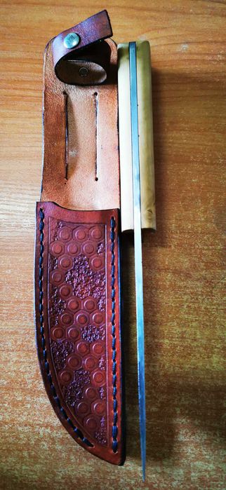 Ловен нож от стомана D2