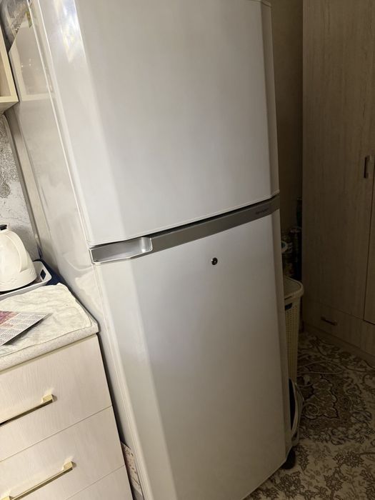 Холодильник SHARP