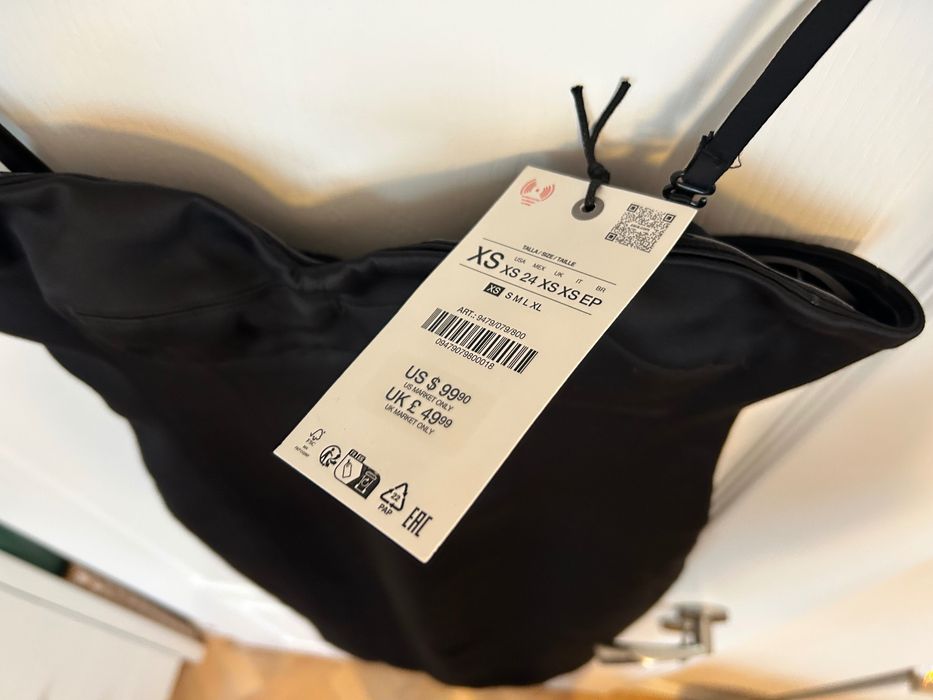 Сатенена рокля Zara