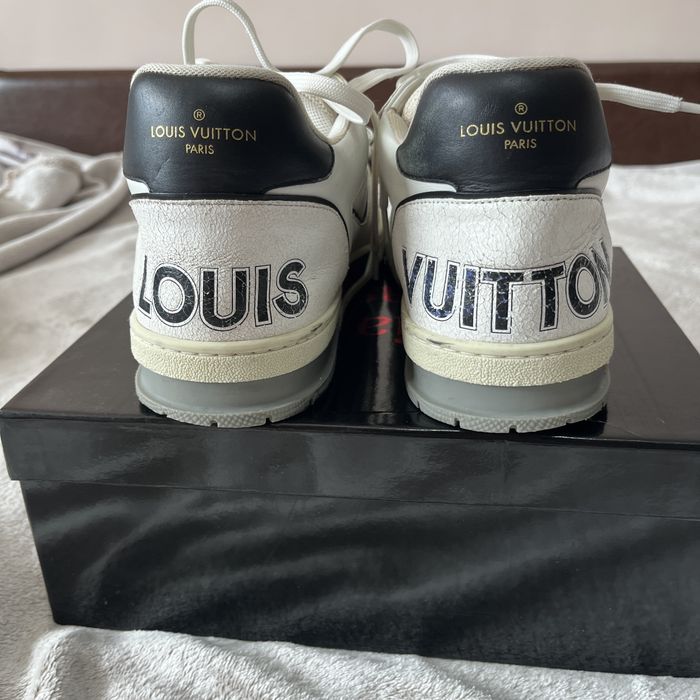 Adidasi Louis Vuitton