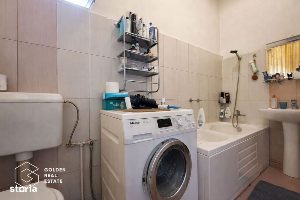 Casa D+P, cu piscina si teren 680 mp, Lipova, comision 0%