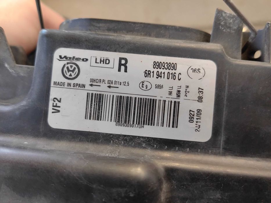 Фар VW Polo 6R десен / Фар Поло 6Р Оригинален