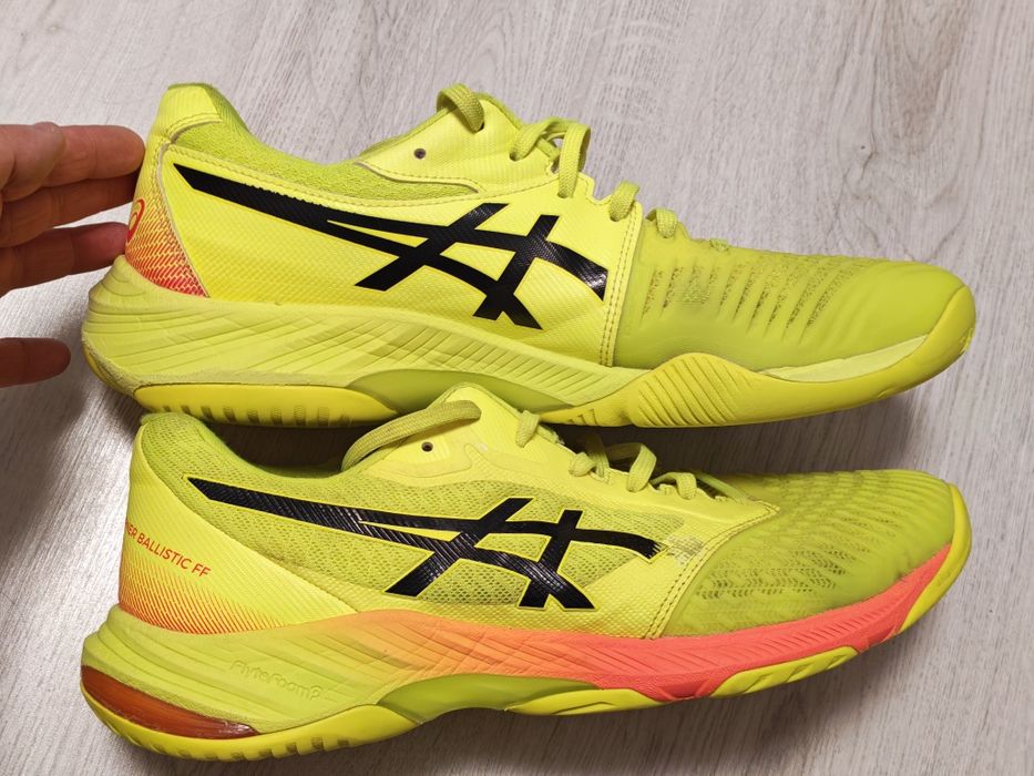 ASICS Netburner Ballistic FF 3