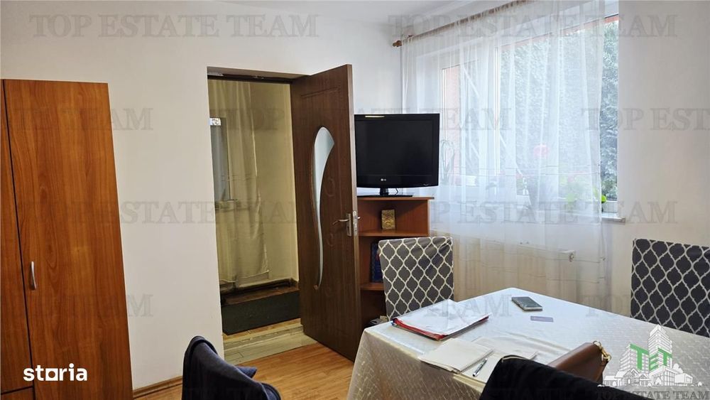 Vila cu 5 camere si 2 bai in zona Giulesti- sector 1, disponibila imed