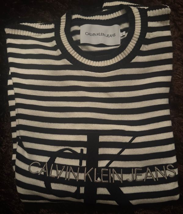 Calvin Klein пуловер