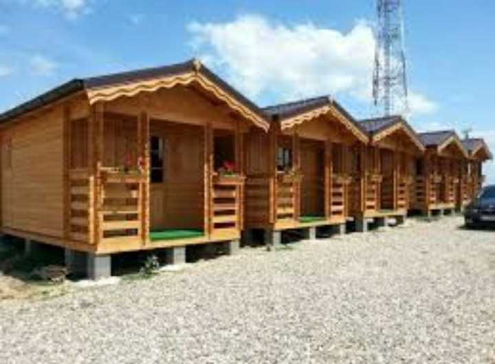 Vand casa modulara pe structura metalica, 11m x 8m