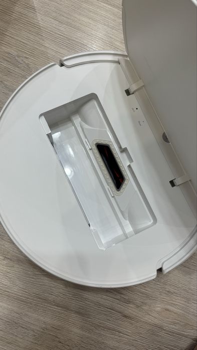 Продам Робот-пылесос Xiaomi Vacuum Mop 2 Lite