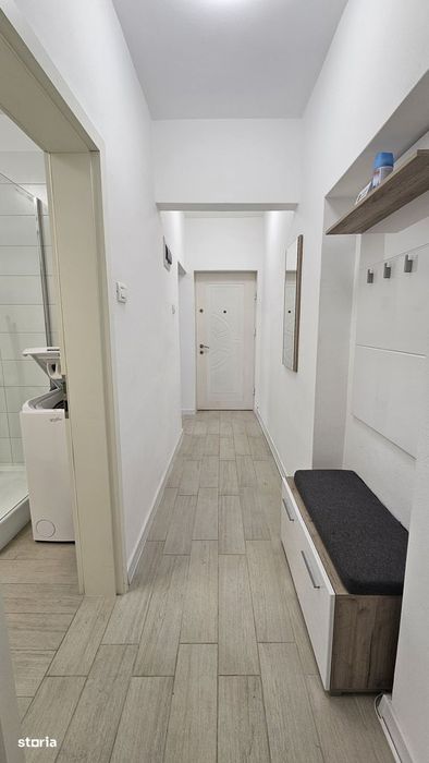 Piata Tractorul garsoniera in bloc vila,mobilata,  renovata