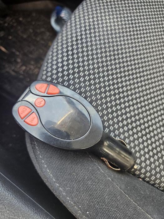 Трансмитер за аукс Bluetooth