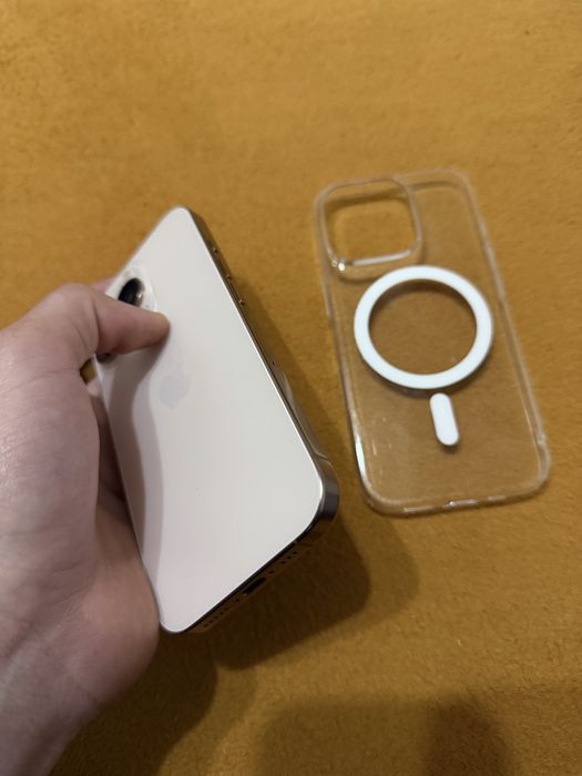 iPhone 16 PRO impecabil Desert Titanium