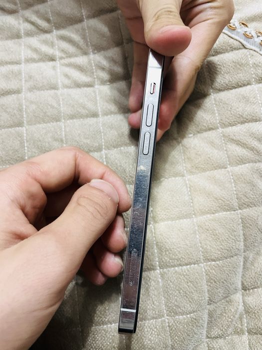 продам срочно Айфон 12 про обмен можно