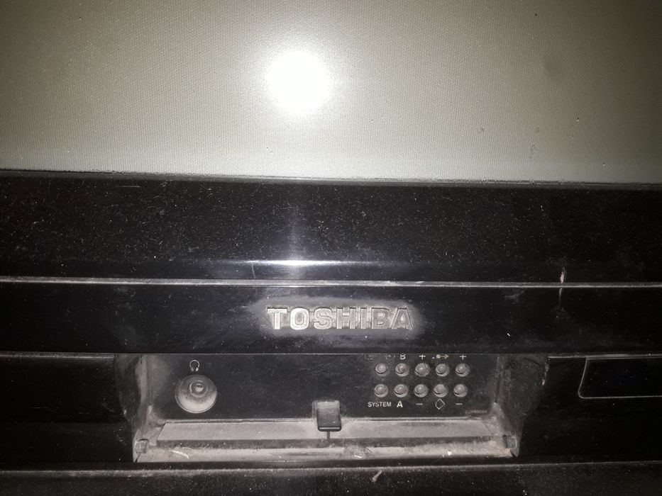 телевизор TOSHIBA  54см
