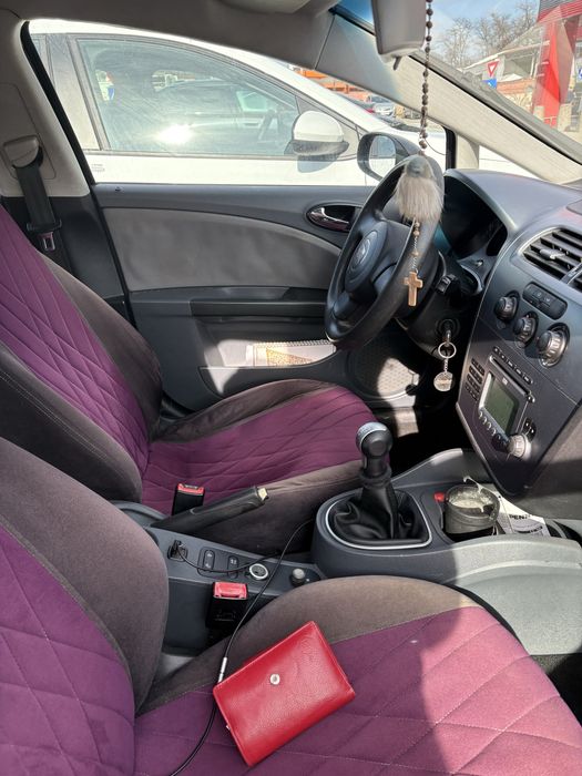 Seat Leon  , din 2009 , motor 1.9 , 105cp , geamuri , oglinzi electric