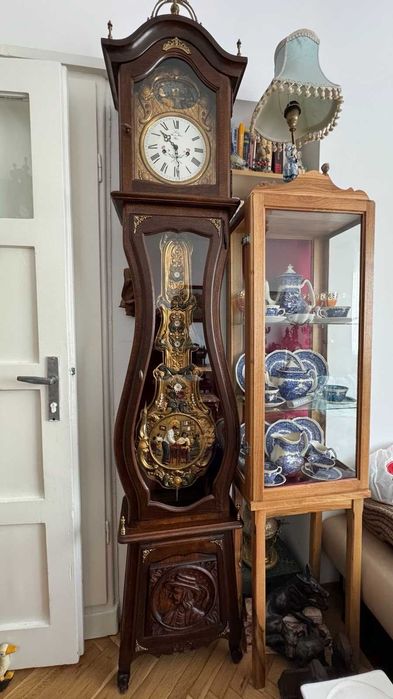 Уникален салонен часовник с анимирано махало, юбилеен 100 години