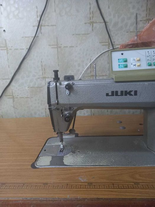 Швейная машина Juki