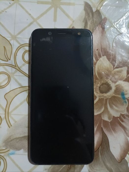 Samsung a6 Faqat OBMENga.  IWatch qóshib bariladi