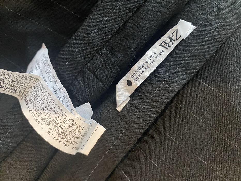 Pantaloni negrii tip fusta Zara XL