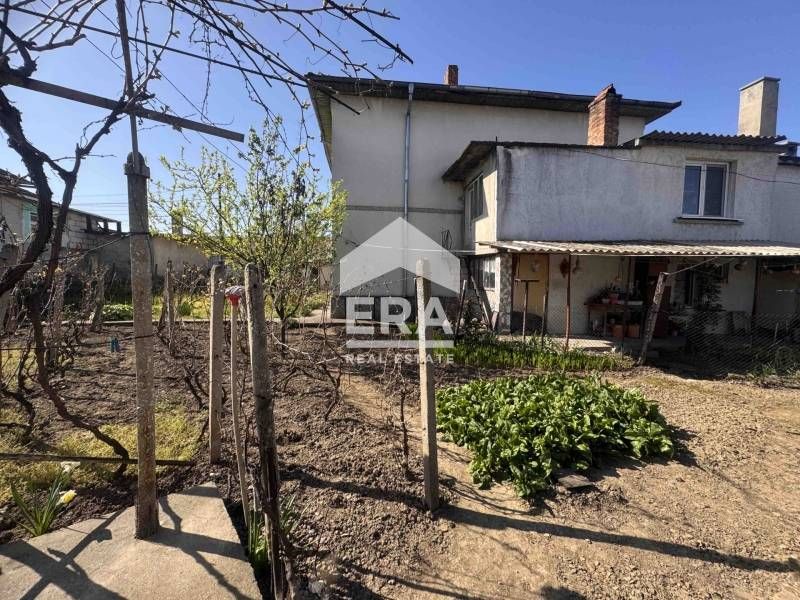 ЕКСКЛУЗИВНО! ЕРА ДРЪСТЪР предлага за продажба част от къща в с. Айдеми