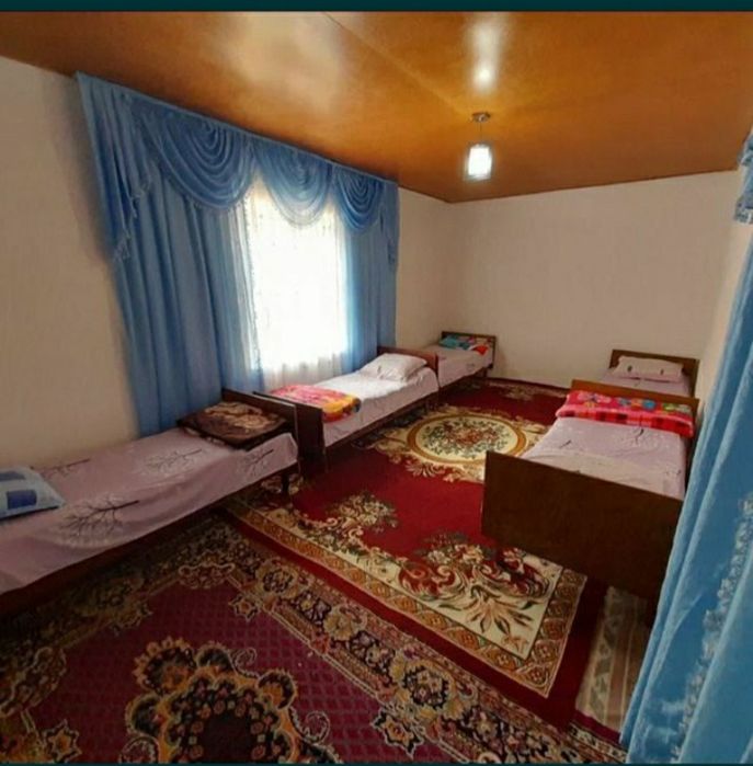 Uy Sotiladi 10 Sotkli Yusufxonaga va Chimgonga Yaqin joyda joylashgan