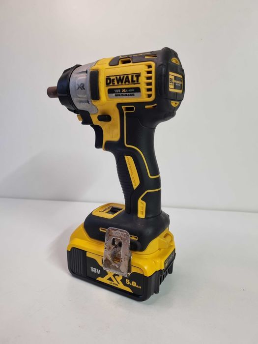 DEWALT DCF895 Masina de insurubat impact BIT 18V