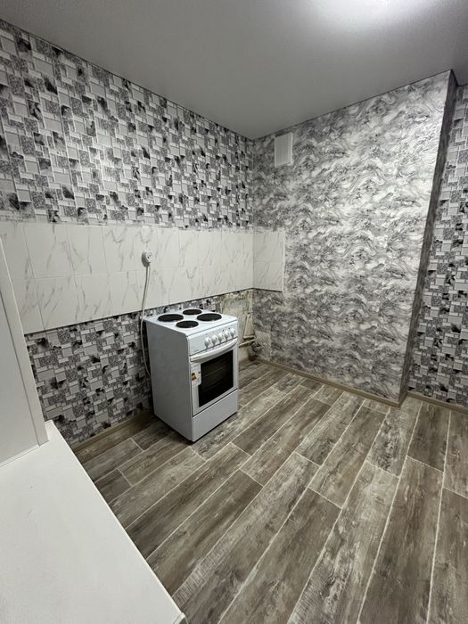 Продам 1 комн.кв гост (Корона)