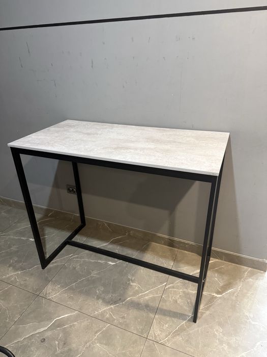 Высокие столы для флористов