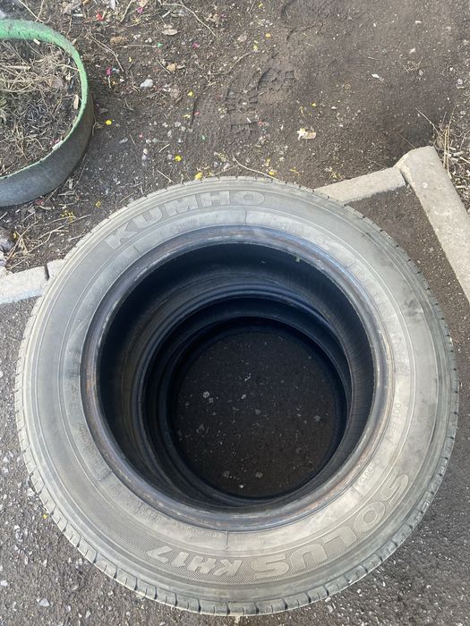 Продам резину размер 15