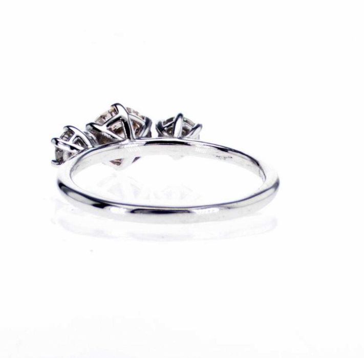 Inel aur alb 14 k cu 3 diamante naturale 1.18 ct cu certificat