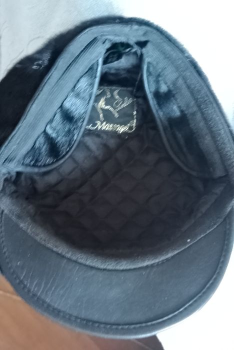 Кепка из нерпый б/у Италия