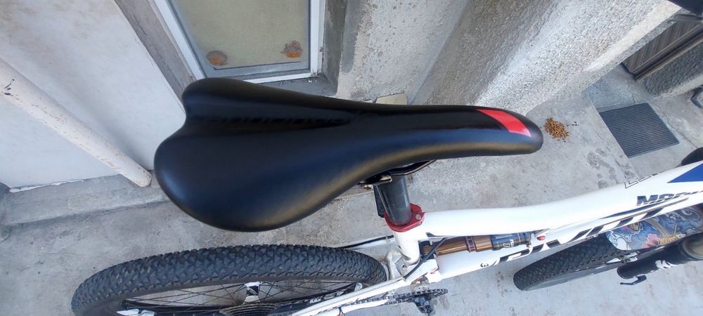 Pivot Mach 5.7 планинско колело