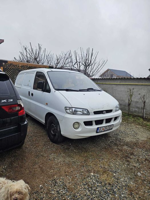 HYUNDAI H-1 0 — imagine 3