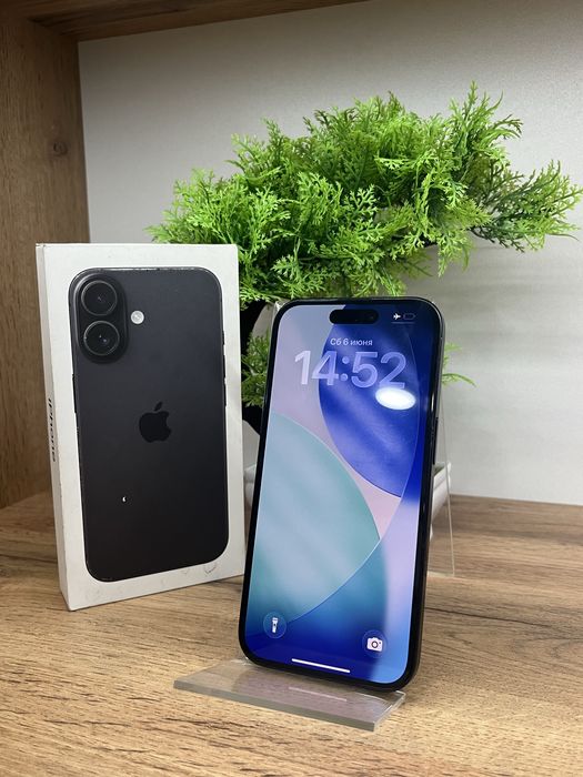Продам IPhone 16 (256 Gb)