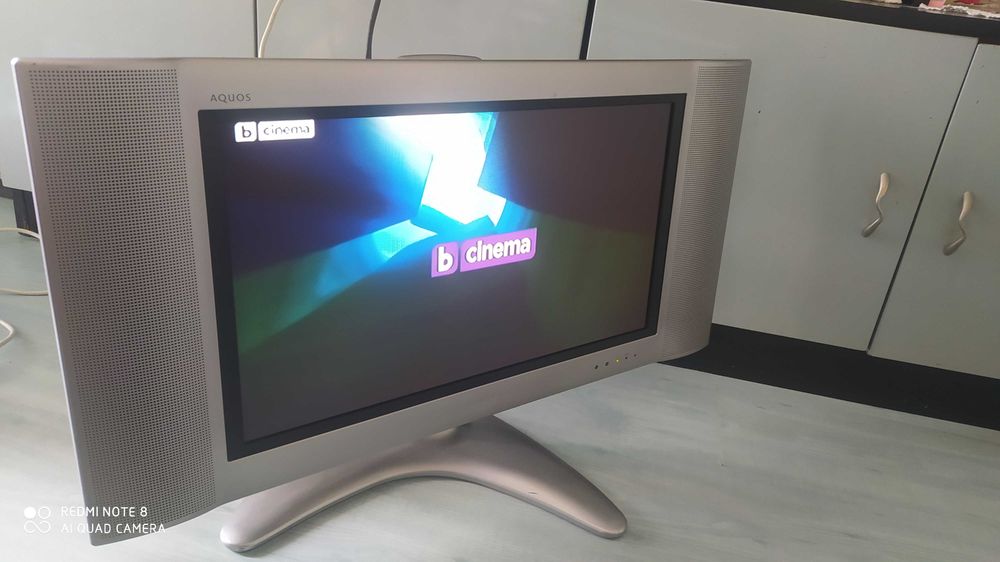 12V Телевизор 21" за къмпинг, каравана