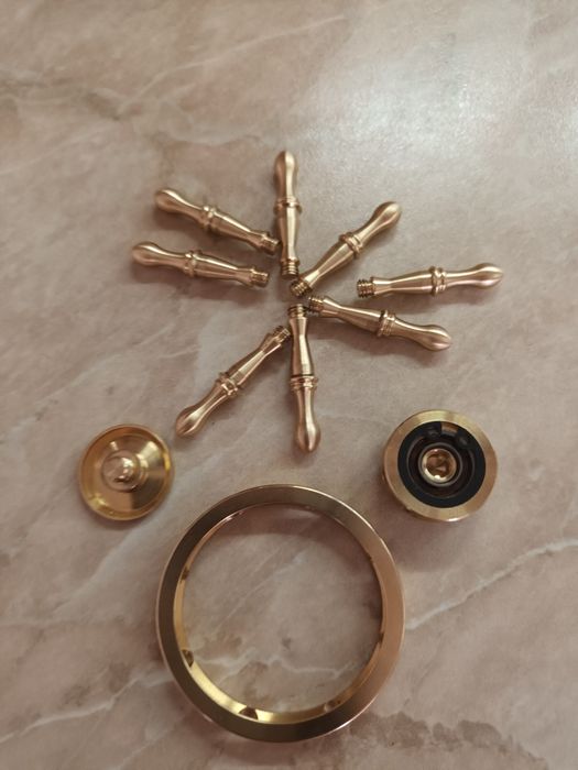 Малки бронзови сувенири