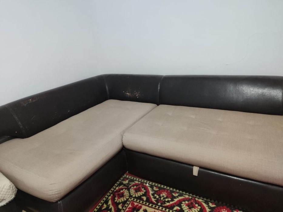 Диван и креслы продается