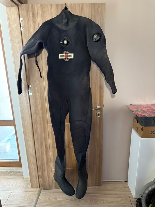 Сухи водолазни костюми !
