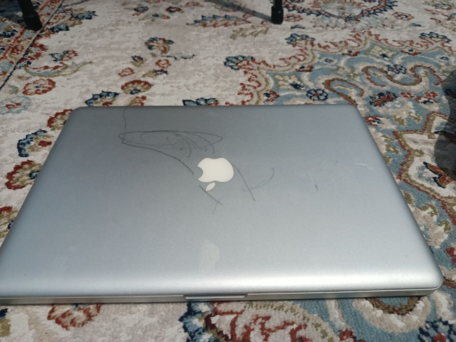 MacBook Pro 2011 на запчасти