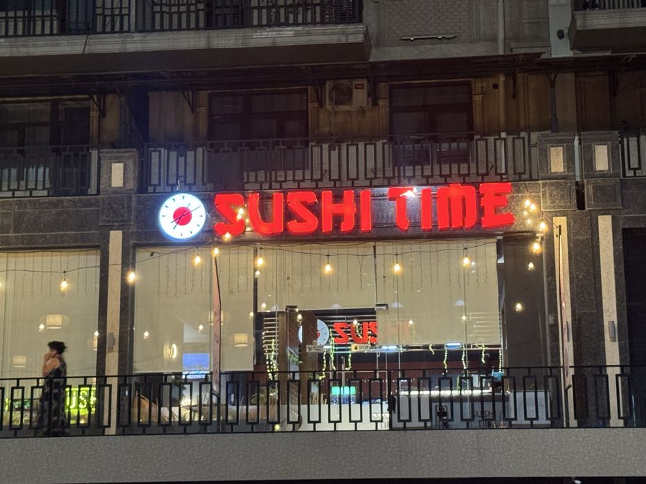 Наружная реклама Баннер Буква Стенд