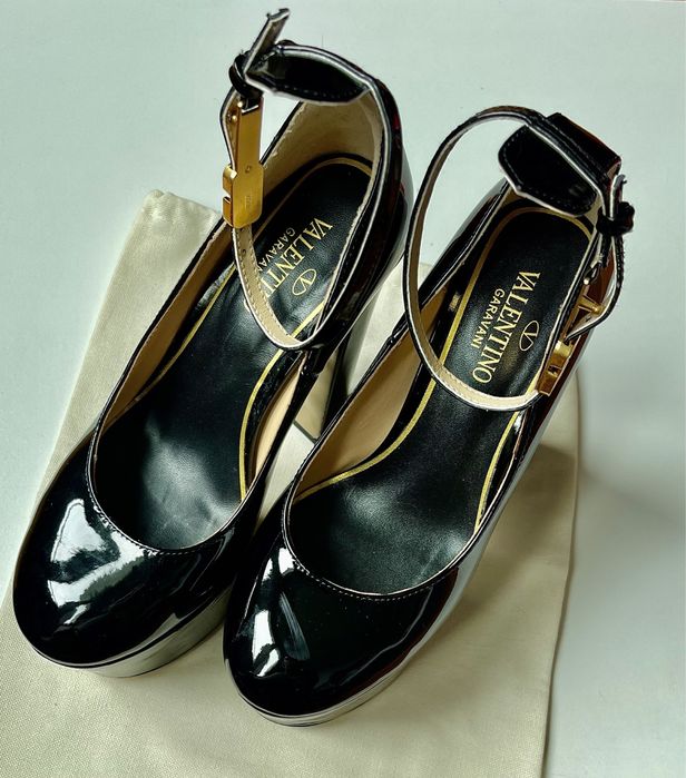 Дамски високи обувки Valentino