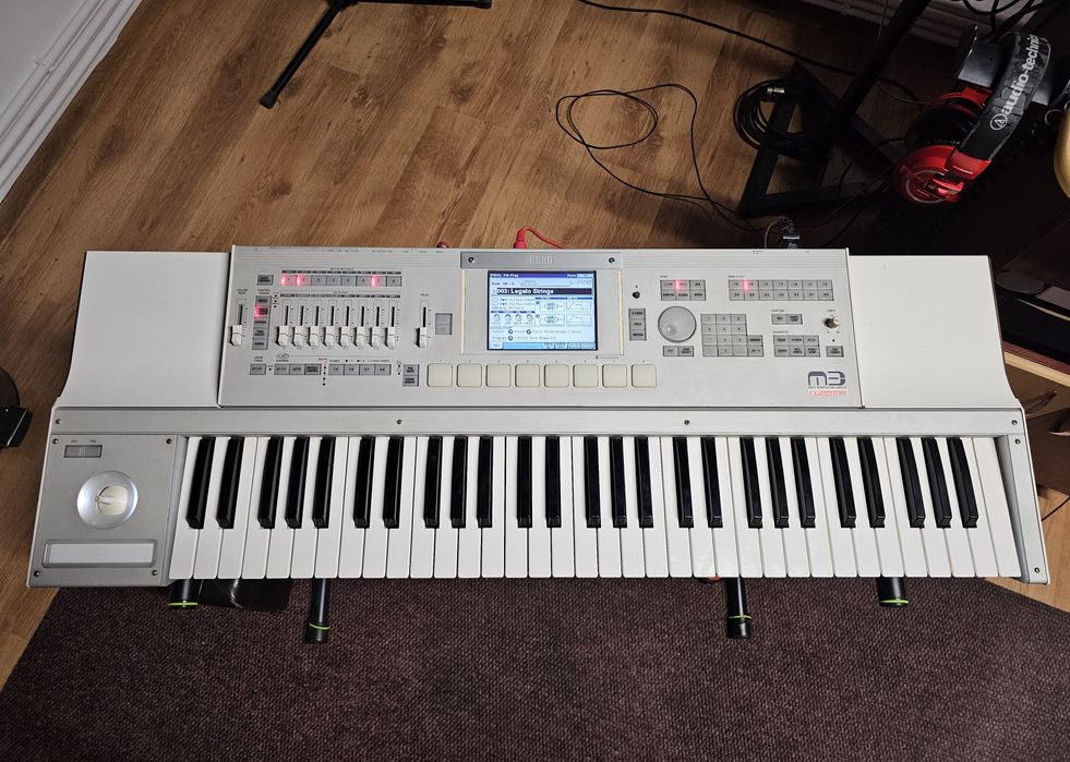 Korg M3 XPanded 320mb ram stare perfecta